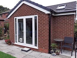 Modern Detached Bungalow