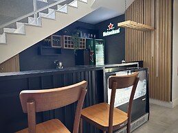 DM Hotel