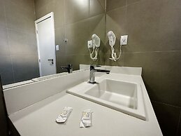 DM Hotel