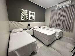 DM Hotel