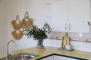 Beaches 1 - 1/7 Convent