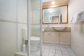 Breather 2/44 Beachside Way