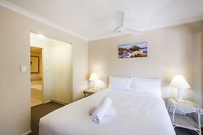 Breather 2/44 Beachside Way