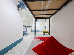 OYO 809 Crowne One Condo