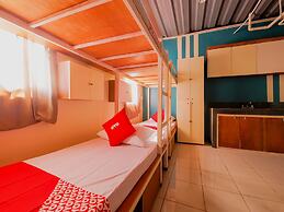 OYO 809 Crowne One Condo