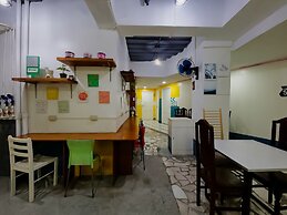 OYO 809 Crowne One Condo