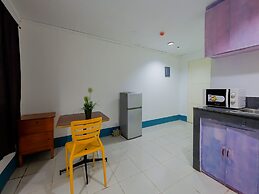 OYO 809 Crowne One Condo