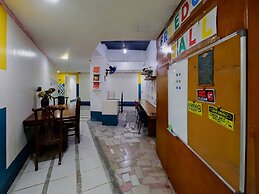 OYO 809 Crowne One Condo