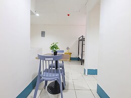 OYO 809 Crowne One Condo