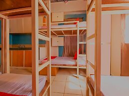 OYO 809 Crowne One Condo