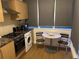 Large Shoreditch, Hoxton 3-bed Garden Flat