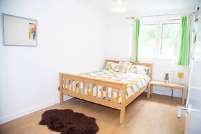 Large Shoreditch, Hoxton 3-bed Garden Flat