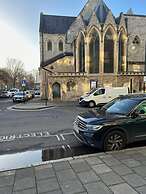 Large Shoreditch, Hoxton 3-bed Garden Flat