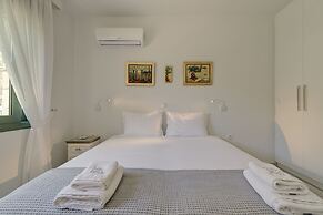 Ouzo Stone House 1, with private pool