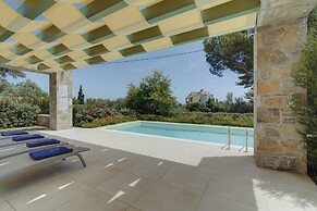 Ouzo Stone House 1, with private pool