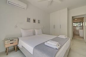 Ouzo Stone House 1, with private pool