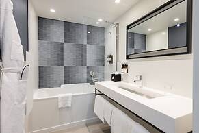 Hotel Indigo Cagnes-sur-Mer by IHG