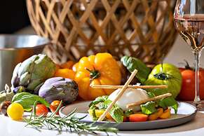 Hotel Indigo Cagnes-sur-Mer by IHG