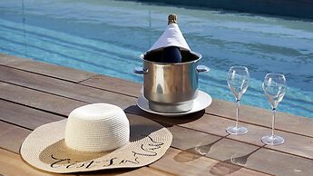 Hotel Indigo Cagnes-sur-Mer by IHG