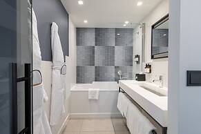 Hotel Indigo Cagnes-sur-Mer by IHG