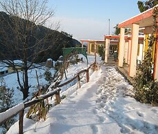 Room-janardan Resort Pangot, Nainital