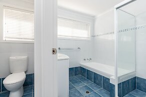 Lakeview Crescent 11