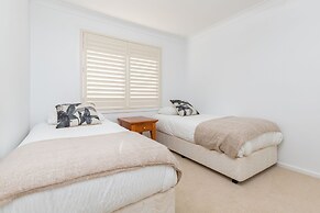 Lakeview Crescent 11