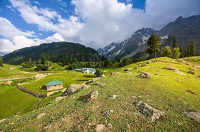 Country Inn & Suites by Radisson, Sonamarg