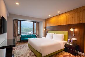 Country Inn & Suites by Radisson, Sonamarg