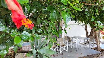 Mesonette Bungalow Sea View