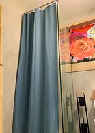 Luxury-1bed Apartment With Porch in Greece