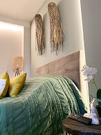 Luxury-1bed Apartment With Porch in Greece