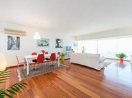 Amazing Beach Apt Panoramic View Next to Marina Alimos