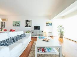 Amazing Beach Apt Panoramic View Next to Marina Alimos