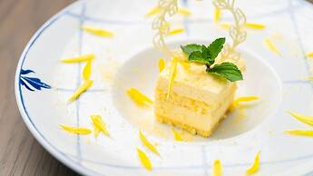 Blue Ocean Hotel & Resort Miyakojima