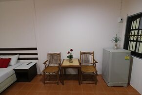 Baan Nat The Village