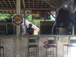 Ms Snack Point Bed & Breakfast