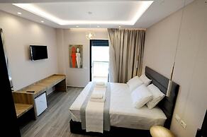 Afrodite Suites