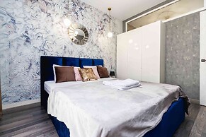 More Apartments na Estonskoy 37k11