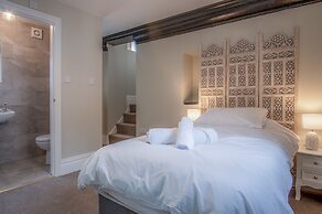 Penally Manor - Luxurious Manor House