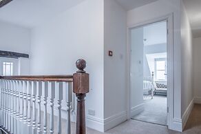 Penally Manor - Luxurious Manor House