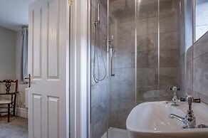 Penally Manor - Luxurious Manor House