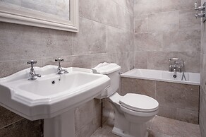 Penally Manor - Luxurious Manor House