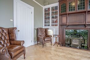 Penally Manor - Luxurious Manor House