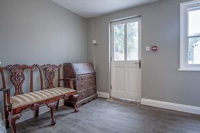 Penally Manor - Luxurious Manor House