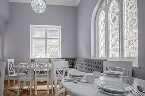 Penally Manor - Luxurious Manor House