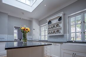 Penally Manor - Luxurious Manor House