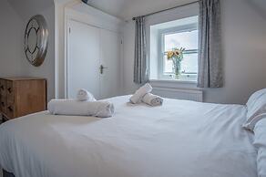 Penally Manor - Luxurious Manor House