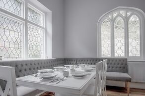 Penally Manor - Luxurious Manor House