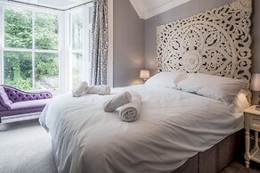 Penally Manor - Luxurious Manor House